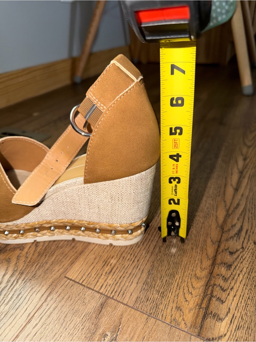 Dolce Vita Tan Suede Wedge - Picture 5 of 6
